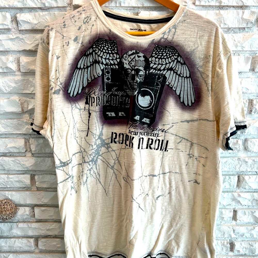 DKNY Jeans “Rock n Roll” T-Shirt XL